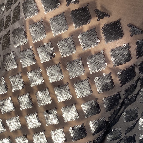 ALLSAINTS - sheer mesh s/s dress tunic w black lattice sequins on both sides - 8 - Picture 9 of 16